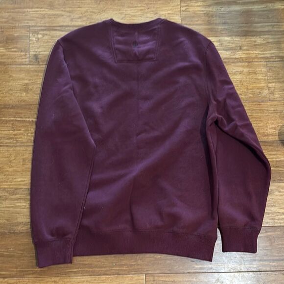 G.H. Bass & Co Burgundy Crewneck Sweater — Size M - Picture 5 of 6